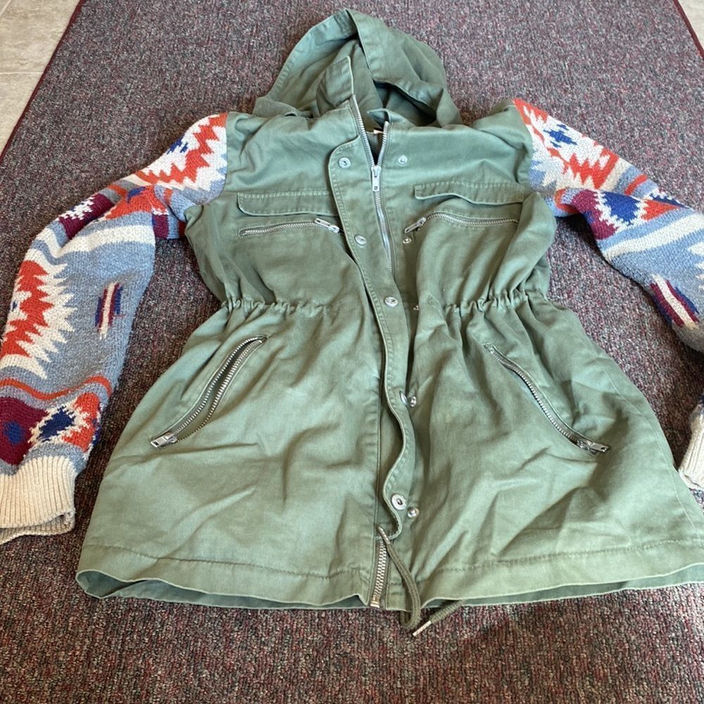 Thread & Supply Green Jacket Small - image 2